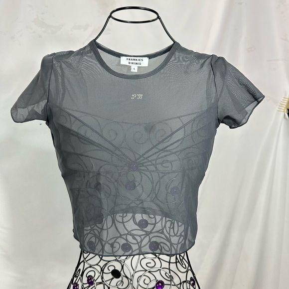 Frankies Bikinis Lauryn grey mesh cropped baby tee size L - Picture 2 of 9
